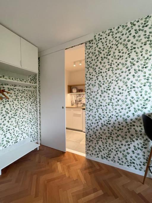 Studio With A View On City Center Park ماريبور المظهر الخارجي الصورة