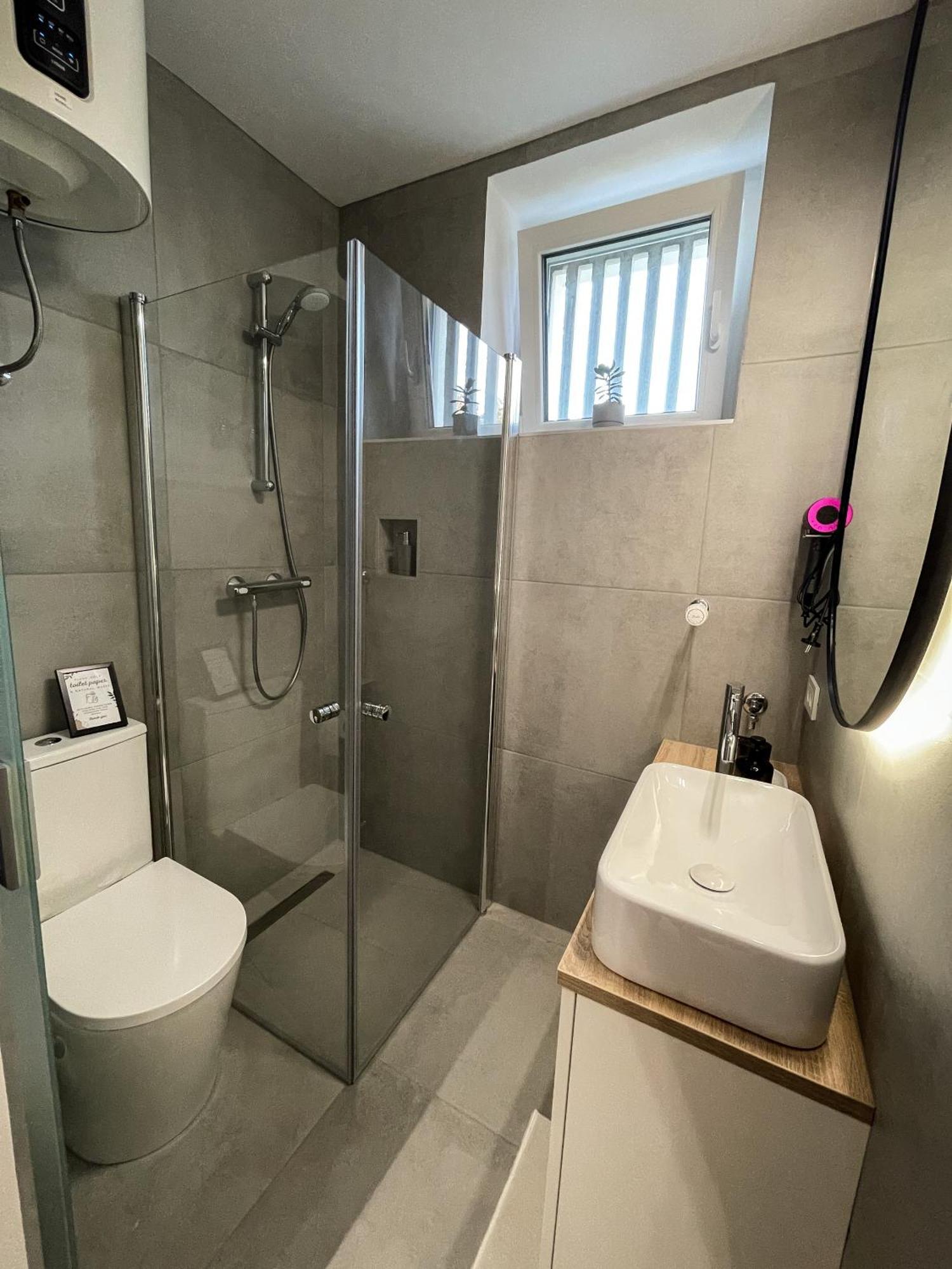 Studio With A View On City Center Park ماريبور المظهر الخارجي الصورة
